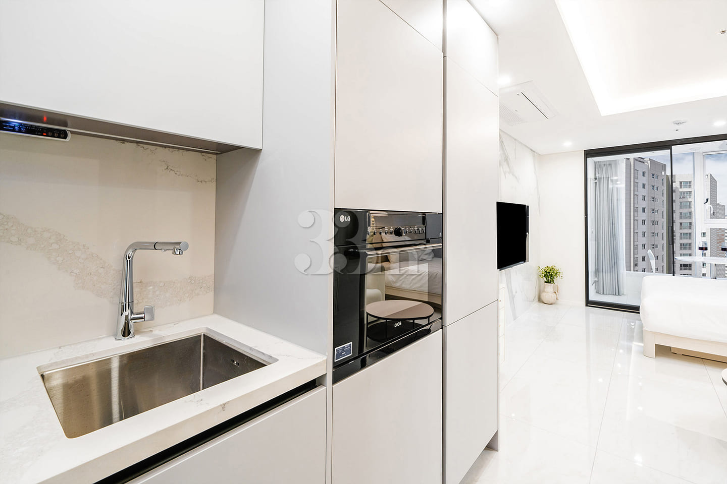 Newly built luxury apartment in Seocho 3th image
