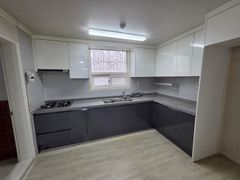 4-bedroom unit right in front of Oido Station 4th image