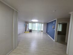 4-bedroom unit right in front of Oido Station 0th image