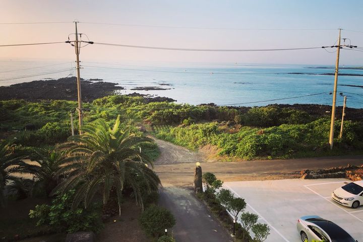 Oceanfront view! From the room. 0th image