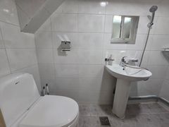10 minutes to Seoul Station! Fully furnished. 11th image