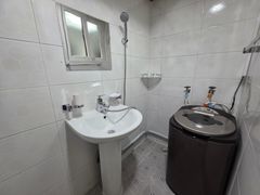10 minutes to Seoul Station! Fully furnished. 10th image