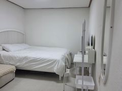10 minutes to Seoul Station! Fully furnished. 3th image