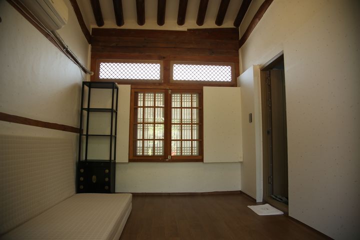 Main Reception Quarters (Main Sarangchae) 0th image