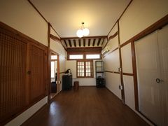 Main Reception Quarters (Main Sarangchae) 3th image