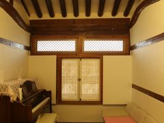 Main Reception Quarters (Main Sarangchae) 9th image