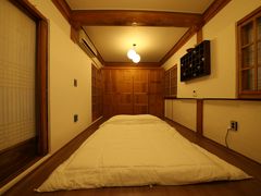 Small Sarangchae (Men's Quarters) 4th image
