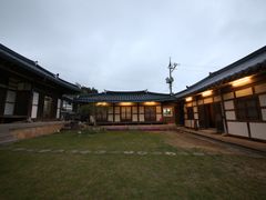 Small Sarangchae (Men's Quarters) 7th image