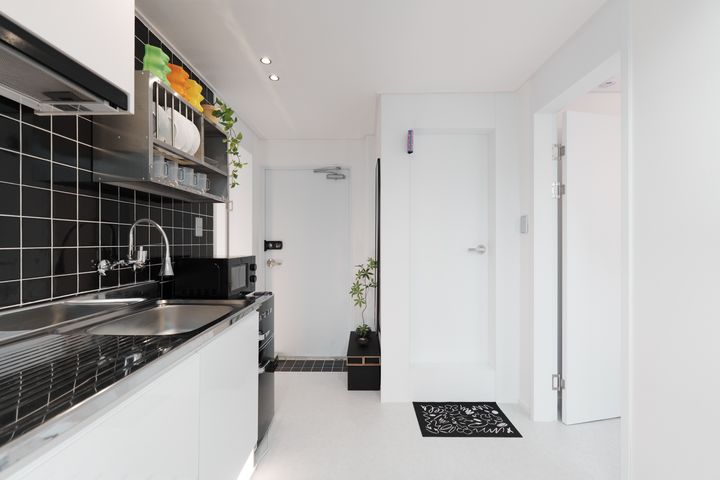 Two-room unit in Songpa-Jamsil, parking avail 1th image