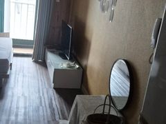 Neat, fully furnished studio apartment 4th image