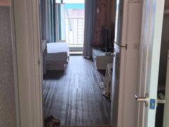 Neat, fully furnished studio apartment 2th image