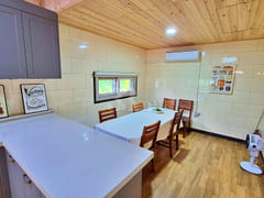 ✅️ Private house, 3 bedrooms, suitable for la 4th image