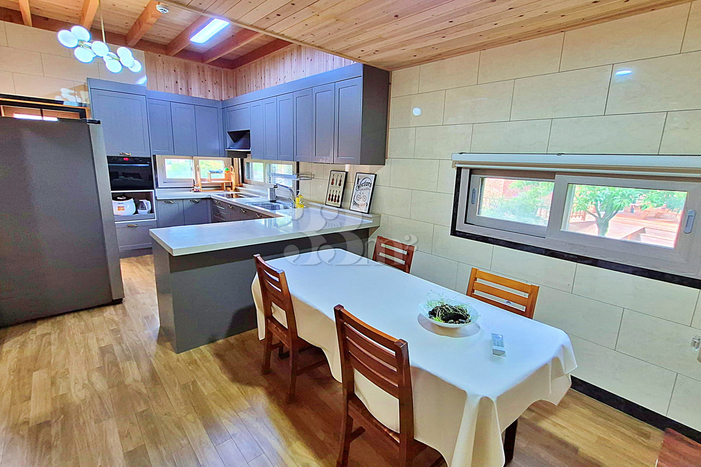 ✅️ Private house, 3 bedrooms, suitable for la 13th image
