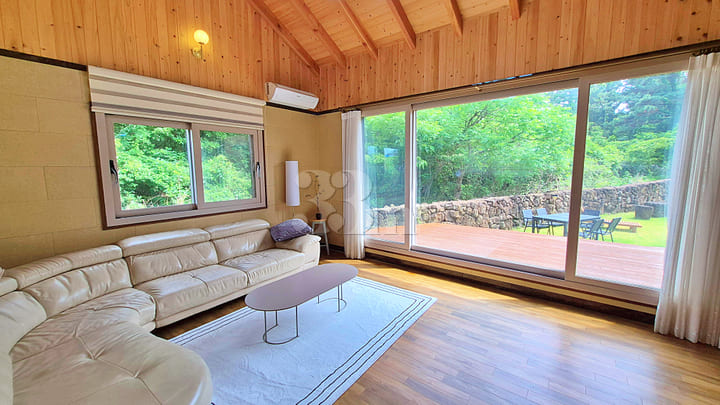 ✅️Private house, 3 rooms, large family 방 이미지
