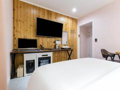 Avenue Hotel 5th image