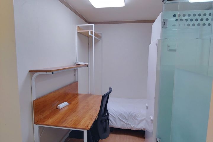Room 603 1th image
