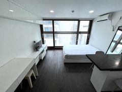 Studio apartment, 5-minute walk from Suyeong  1th image