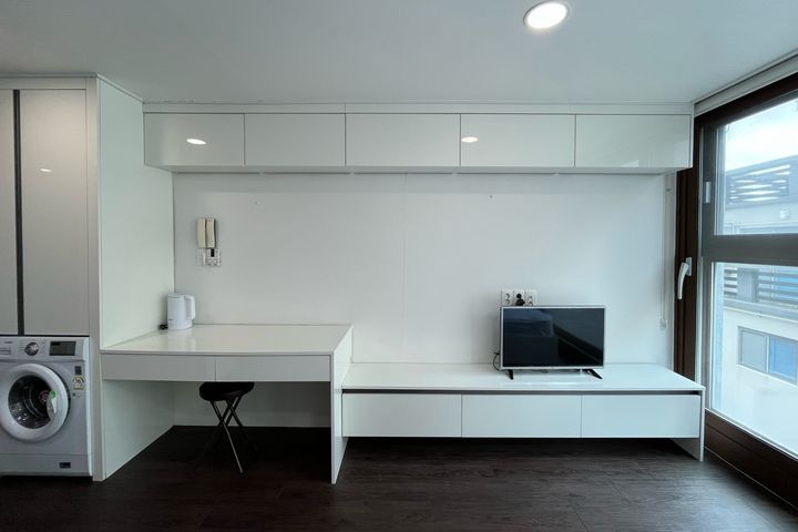 Studio apartment, 5-minute walk from Suyeong  5th image