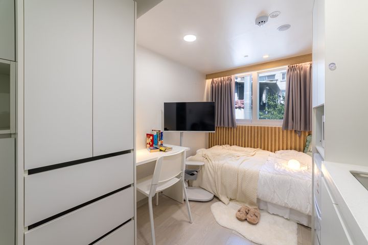 Room 407 (Women Only) 3th image