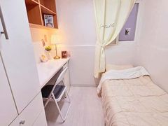 A Room Where Sunshine and Leisure Linger 0th image