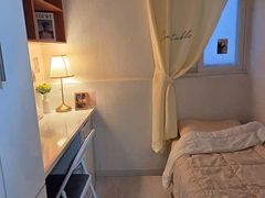 A Room Where Sunshine and Leisure Linger 2th image