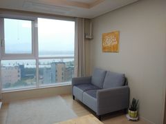 Gupo Station 2-Room Unit ❤ Stunning River Vie 0th image