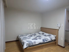 Neat studio apartment in Sanho-dong 0th image