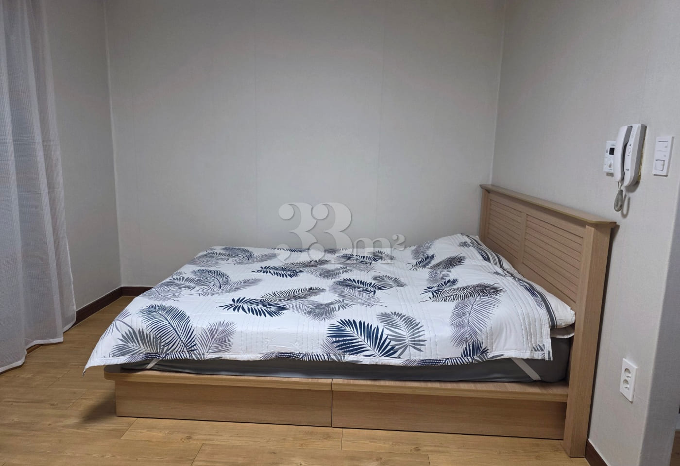 Neat studio apartment in Sanho-dong 1th image