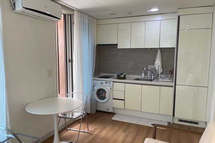 Two-room apartment with a terrace in Yongin 6th image