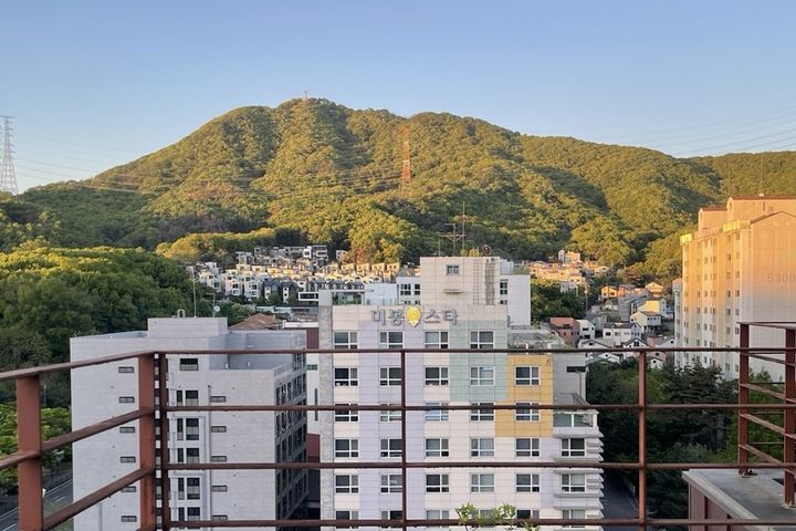 Two-room apartment with a terrace in Yongin 2th image
