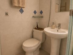 Cozy Home Unit 310 5th image