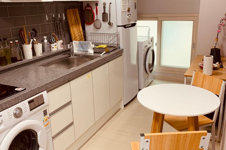 Full 3-bedroom 13th image