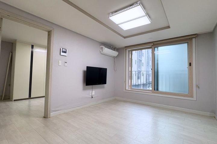 ⭐️Spacious 1.5-room unit in Yeongtong⭐️ 1th image