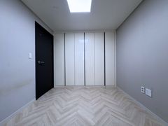 Newly built! Neat studio with a separate kitc 9th image