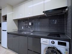 Newly built! Neat studio with a separate kitc 5th image