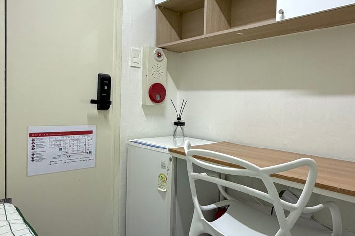 Room 420 (Mini-room with exterior window) 2th image