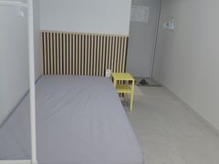 Unit 1 - Women only 3th image