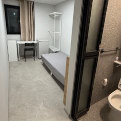 Size 15 – Suitable for both men and women Unit Image