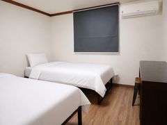 Monthly Rental House Twin Room A 4th image