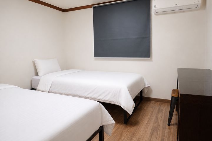 Monthly Rental House Twin Room A 4th image