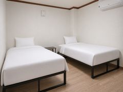 Monthly Rental House (for 3 people) 0th image