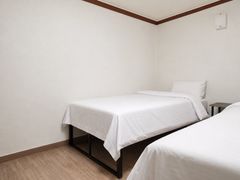 Monthly Rental House (for 3 people) 4th image