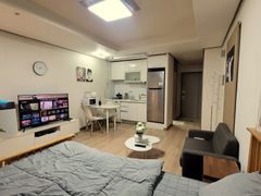 Seolleung Station, Fully Furnished. KC36 3th image