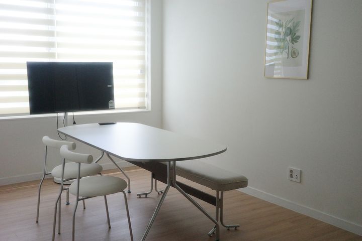 Jijok Fully Furnished Officetel B 8th image