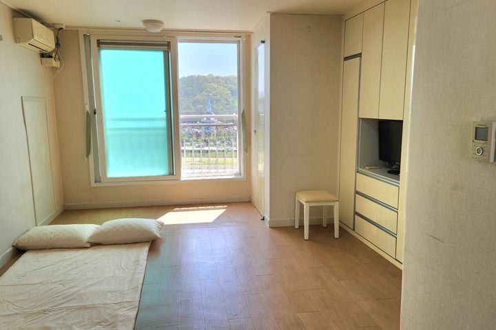 Yuseong Hot Spring Stay #Rest 2th image