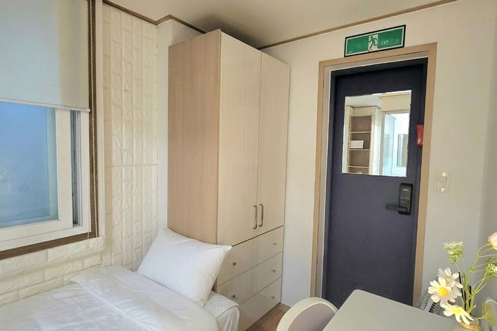 Fully furnished, 5 minutes from Jamsilsaenae 2th image