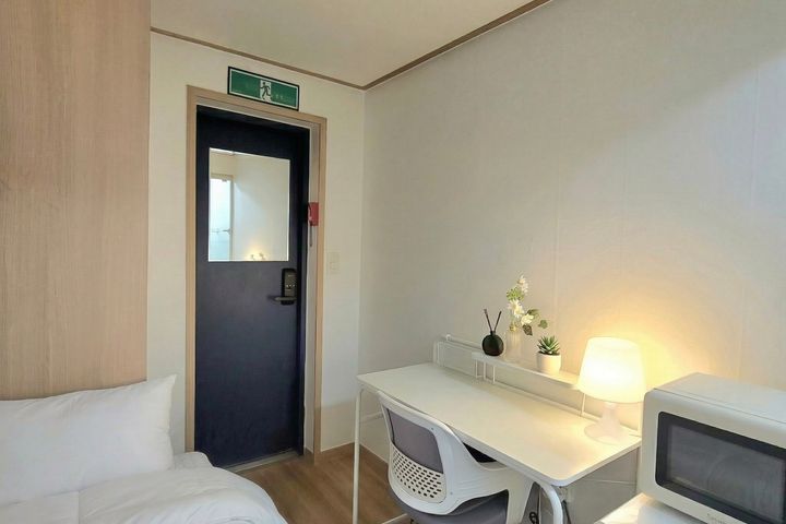 Fully furnished, 5 minutes from Jamsilsaenae 1th image