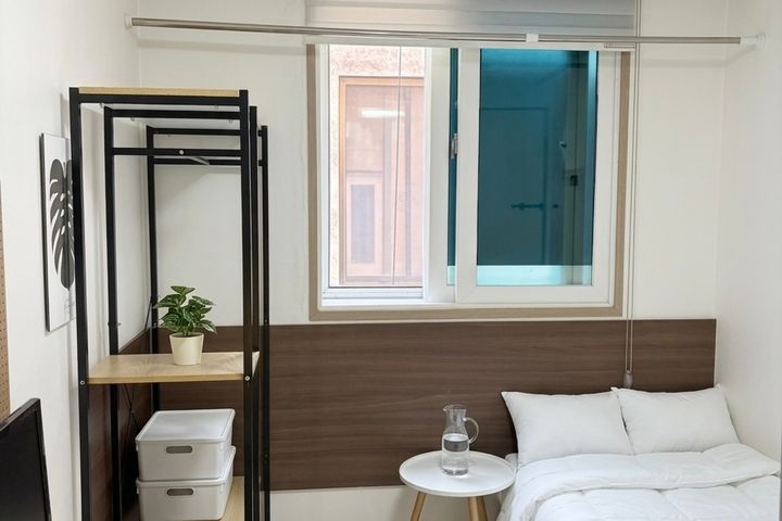Fully furnished unit (Type 8A), 5-minute walk 5th image