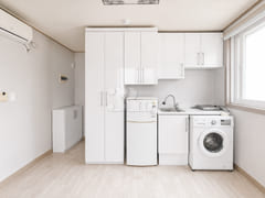 Studio apartment with an unobstructed view an 1th image