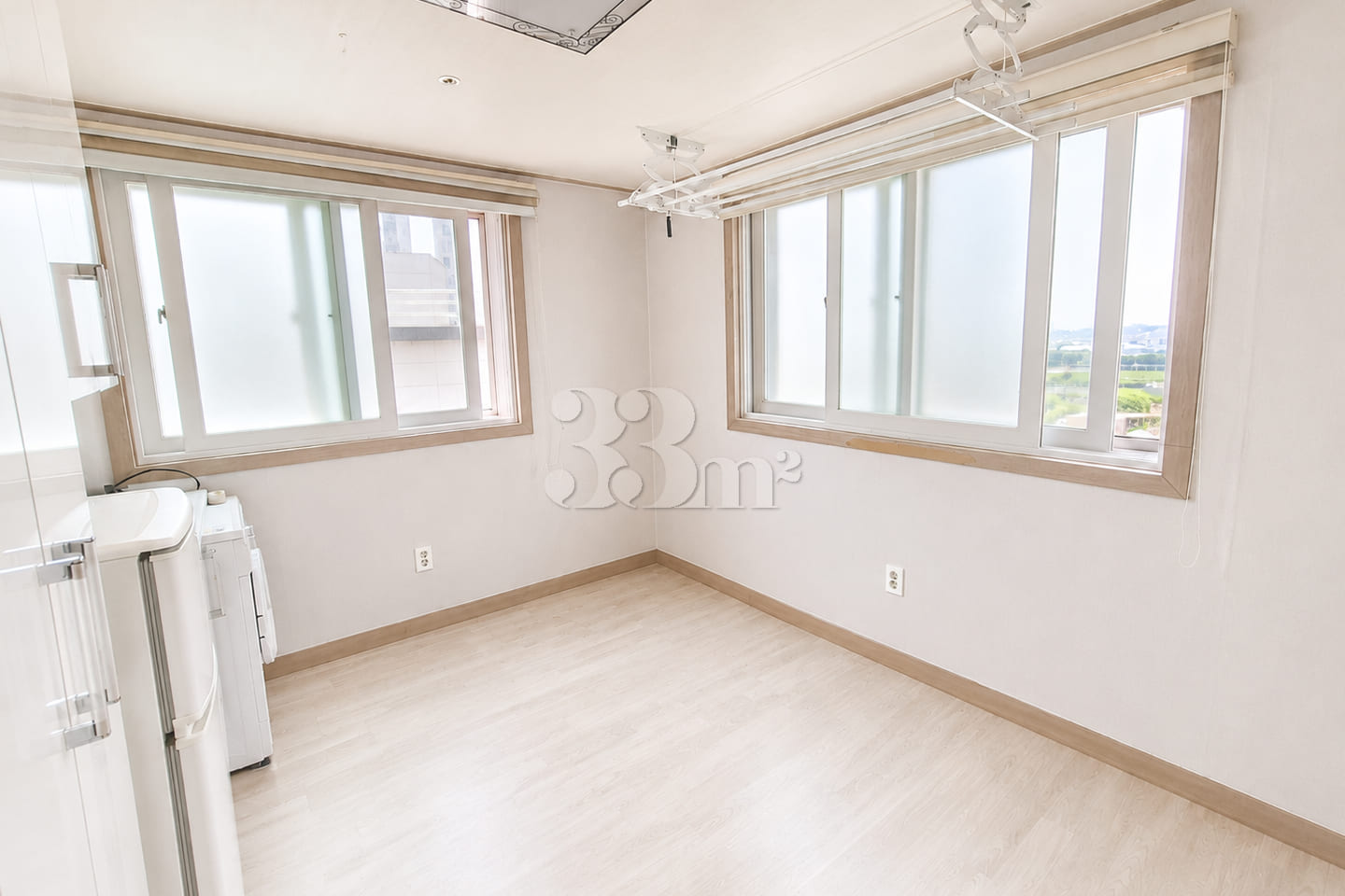 Studio apartment with an unobstructed view an 0th image